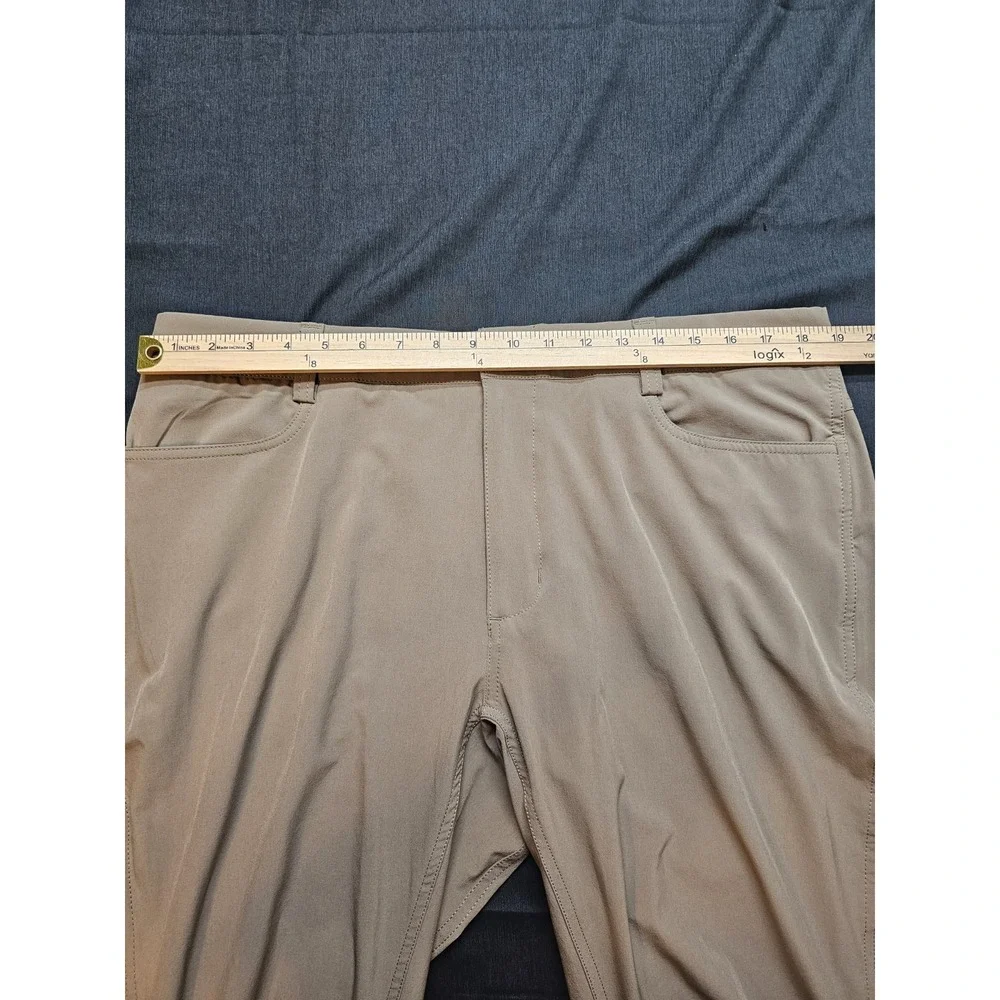 Under Armour‎ Flex Tactical Pants Mens 28x32 Tan Zip Pocket Cargo Utility